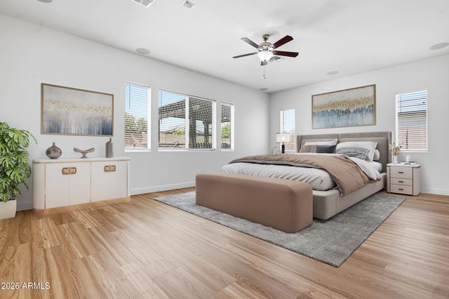 7556 W CRYSTAL Road, Glendale, AZ 85308