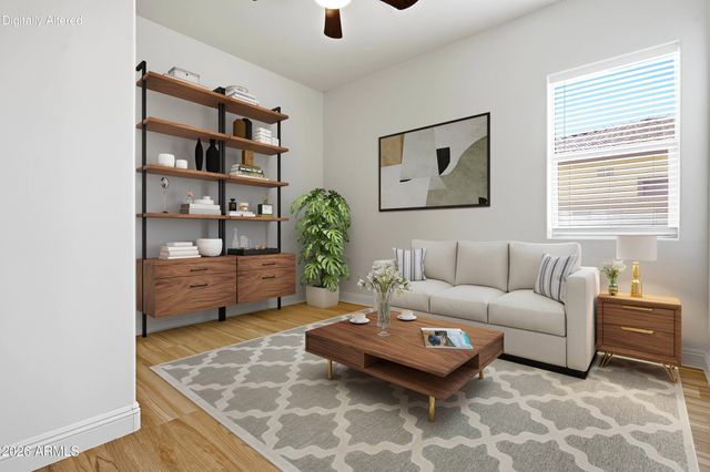 7556 W CRYSTAL Road, Glendale, AZ 85308
