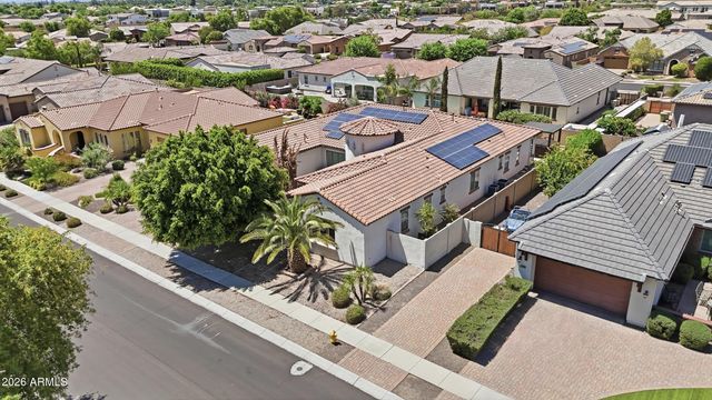 7556 W CRYSTAL Road, Glendale, AZ 85308