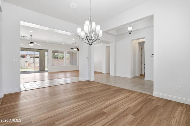 7556 W CRYSTAL Road, Glendale, AZ 85308