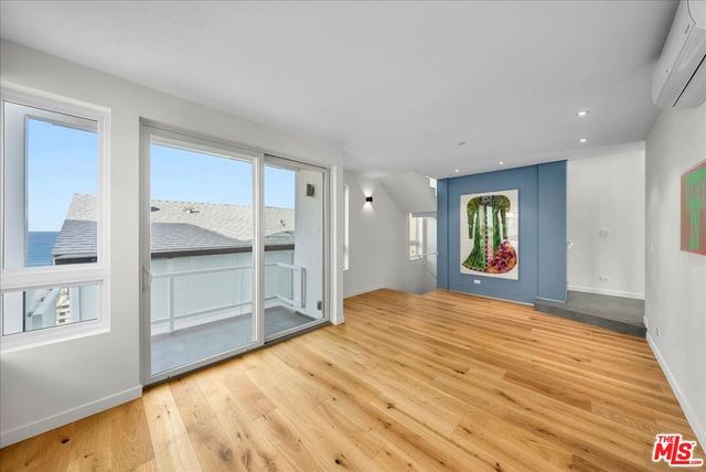 4113 Crest Drive, Manhattan Beach, CA 90266