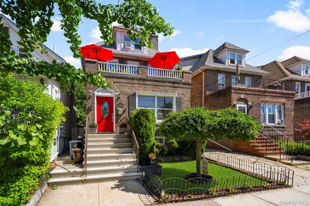 15 E 235th Street, Bronx, NY 10470