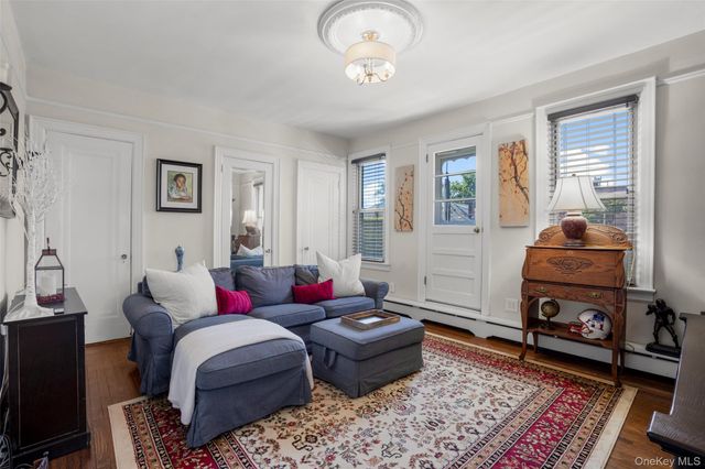 15 E 235th Street, Bronx, NY 10470