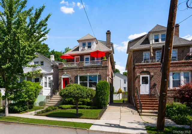15 E 235th Street, Bronx, NY 10470