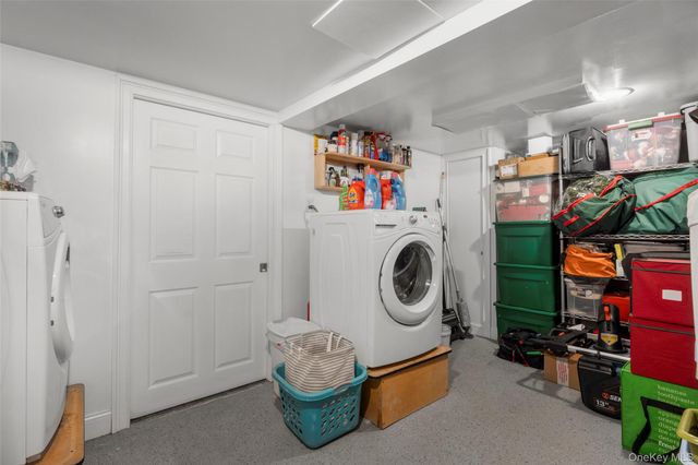 15 E 235th Street, Bronx, NY 10470