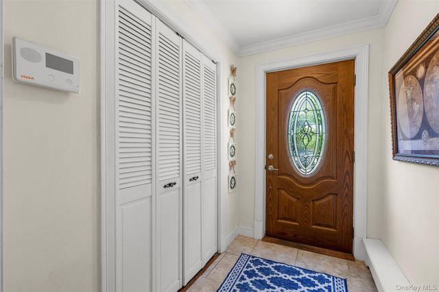 15 E 235th Street, Bronx, NY 10470