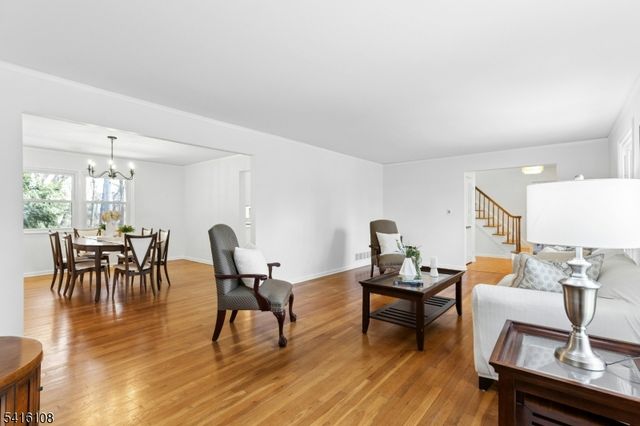 800 Cranford Ave, Westfield Town, NJ 07090