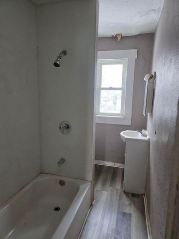 34-36 Midland Avenue, Columbus, OH 43223