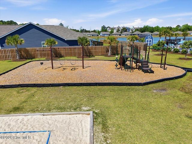 2040 Course Lane, Surf City, NC 28445