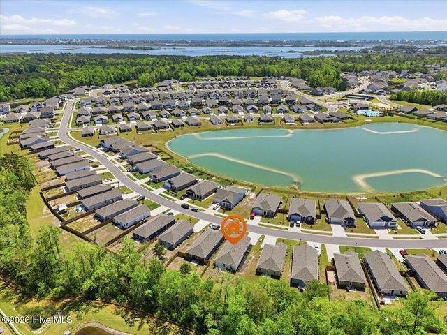 2040 Course Lane, Surf City, NC 28445