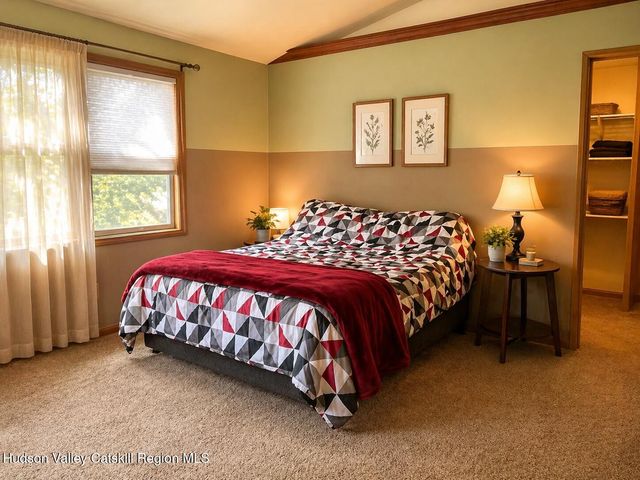 174 North Drive, Saugerties, NY 12477