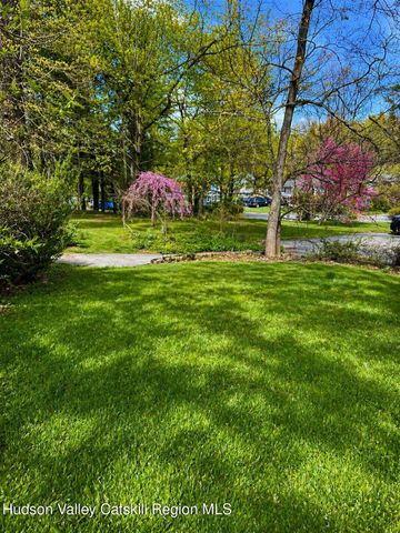 174 North Drive, Saugerties, NY 12477