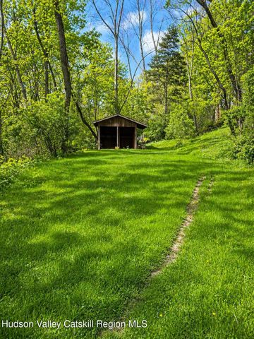 174 North Drive, Saugerties, NY 12477