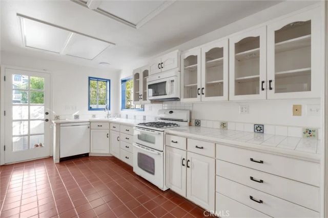646 Avenue B, Redondo Beach, CA 90277