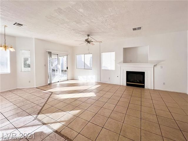3553 Lazy Sun Lane, Las Vegas, NV 89147