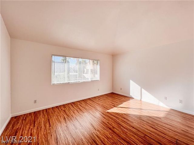 3553 Lazy Sun Lane, Las Vegas, NV 89147