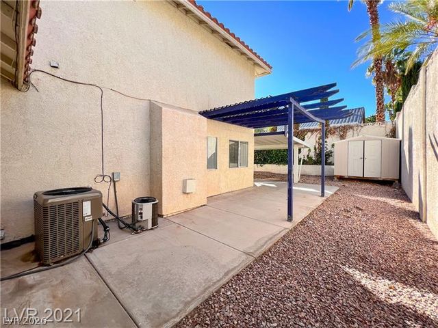 3553 Lazy Sun Lane, Las Vegas, NV 89147