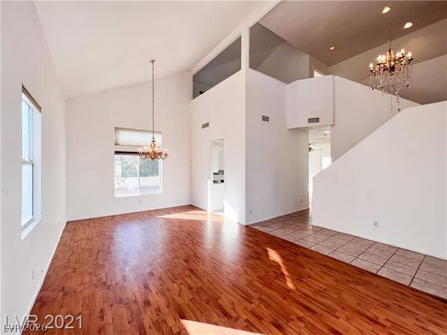 3553 Lazy Sun Lane, Las Vegas, NV 89147