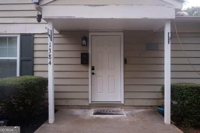 1384 Old Coach Road SW, Marietta, GA 30008