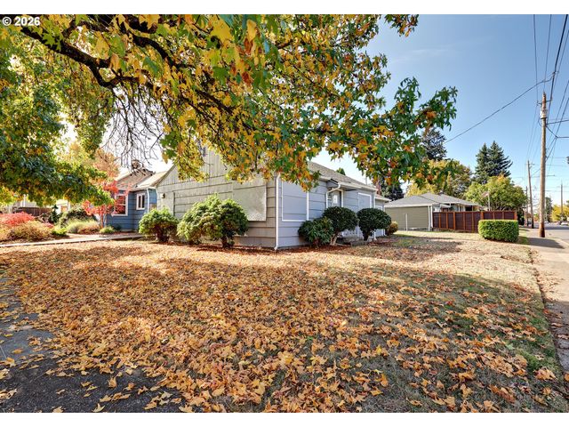 7024 Ne PRESCOTT St, Portland, OR 97218