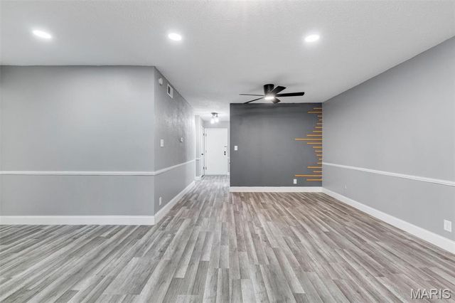 1251 Guelbreth Lane 211, St Louis, MO 63146