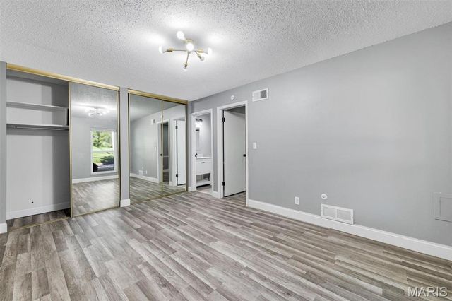 1251 Guelbreth Lane 211, St Louis, MO 63146