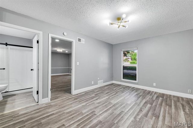 1251 Guelbreth Lane 211, St Louis, MO 63146
