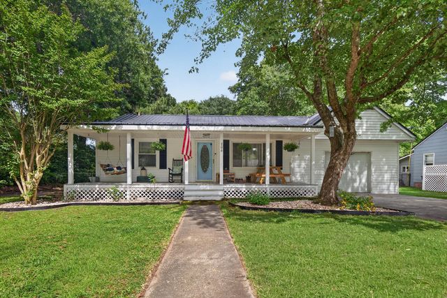 206 N Winter Street, Moncks Corner, SC 29461
