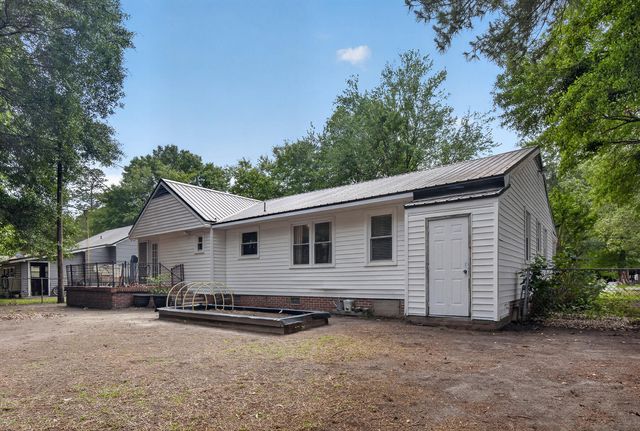 206 N Winter Street, Moncks Corner, SC 29461