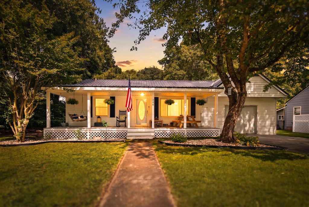 206 N Winter Street, Moncks Corner, SC 29461