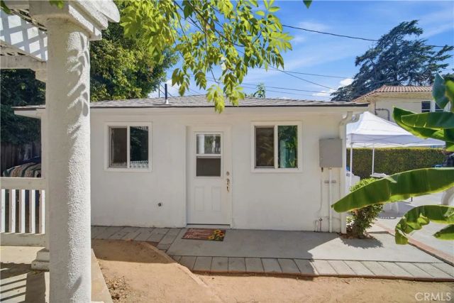 1826 Wellington Road, Los Angeles, CA 90019