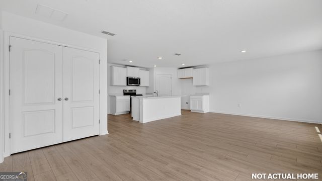 115 Red Oak Court, Kingsland, GA 31548