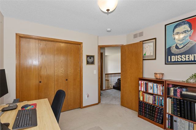 10201 Hickory Lane, Urbandale, IA 50322
