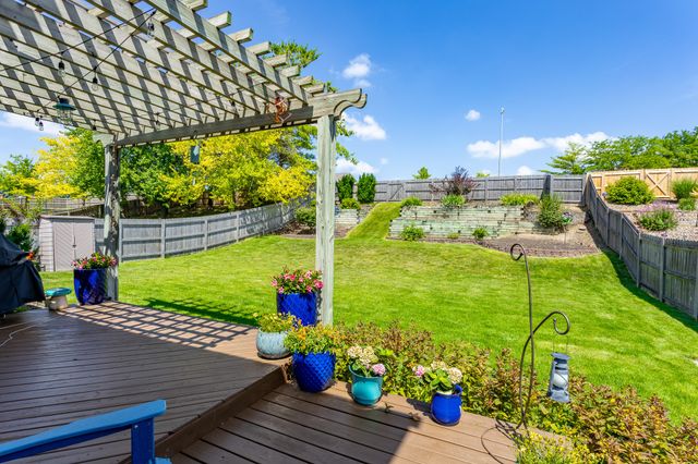 10201 Hickory Lane, Urbandale, IA 50322