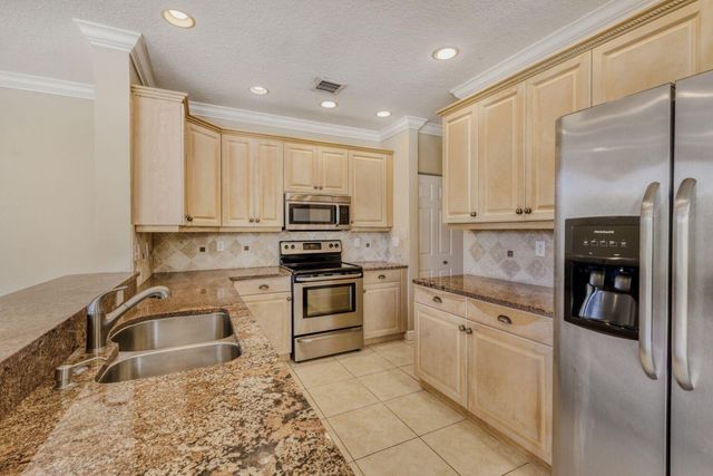 9936 Woodworth Court, Wellington, FL 33414