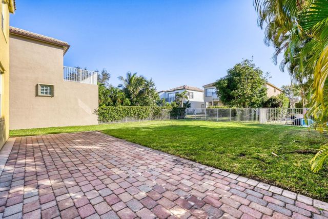 9936 Woodworth Court, Wellington, FL 33414