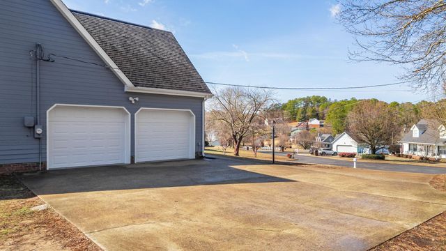 66 Kristy Lane, Ringgold, GA 30736