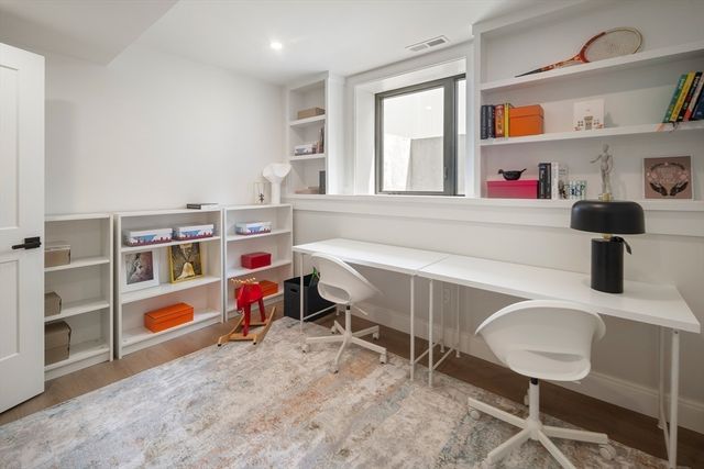 267 River Street 267, Newton, MA 02465
