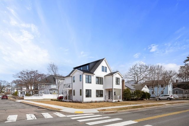267 River Street 267, Newton, MA 02465