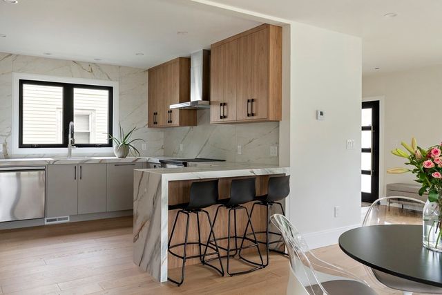 267 River Street 267, Newton, MA 02465