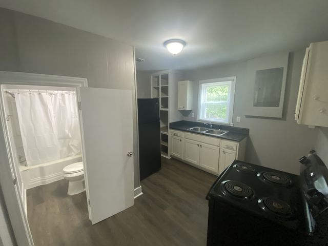 200 Bridgeway Ave, Old Hickory, TN 37138