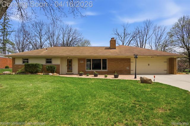 23632 Wesley Drive, Farmington, MI 48335