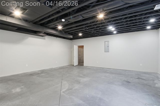 23632 Wesley Drive, Farmington, MI 48335