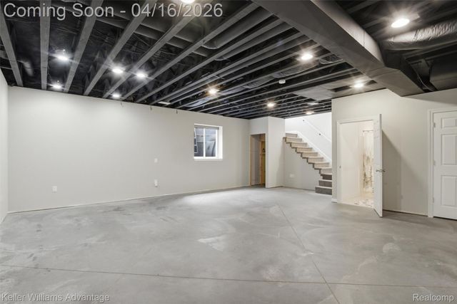 23632 Wesley Drive, Farmington, MI 48335