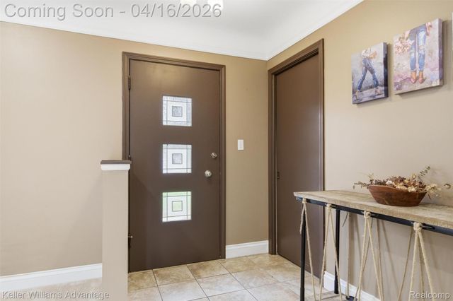 23632 Wesley Drive, Farmington, MI 48335