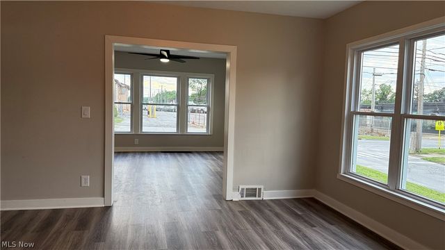310 Broad Street, Wadsworth, OH 44281