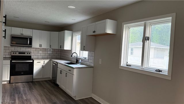 310 Broad Street, Wadsworth, OH 44281