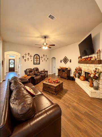 13539 Metz Road, Sanger, TX 76266