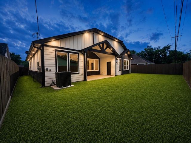2503 North Avenue, Pasadena, TX 77506