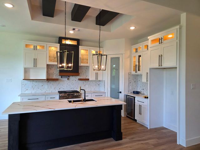 2503 North Avenue, Pasadena, TX 77506